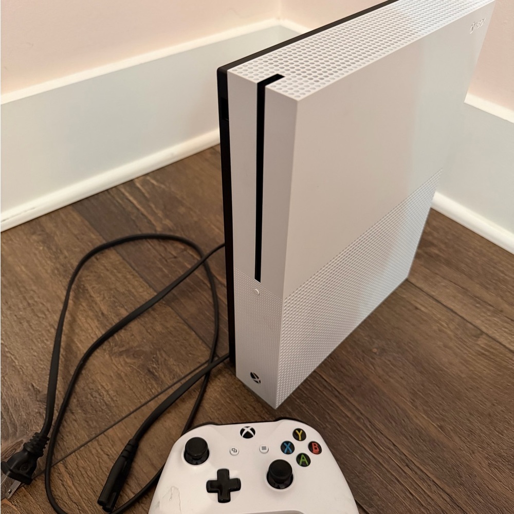 White Gaming Console with Controller